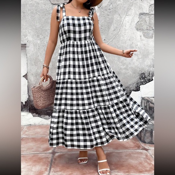 Boho Black White Plaid Gingham Ruffle Maxi Dress - Picture 8 of 9